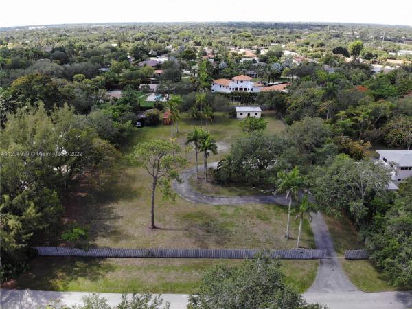 Killian Drive Estates, 9740 SW 114th St, Kendall, Florida 33176, image 1