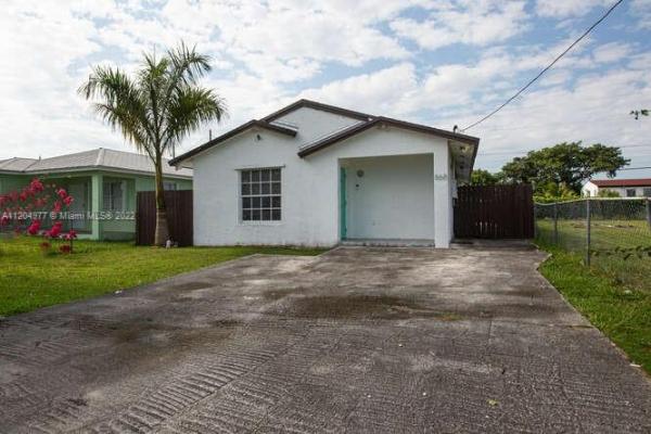 Central Commercial Homestead, 868 SW 6th St, Homestead, Florida 33030, image 1