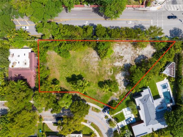 Bay Heights, 231 E Shore Dr E, Miami, Florida 33133, image 1
