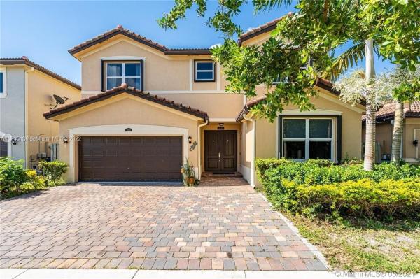 Hemingway Point, 11834 SW 250th Ter, Princeton, Florida 33032, image 1