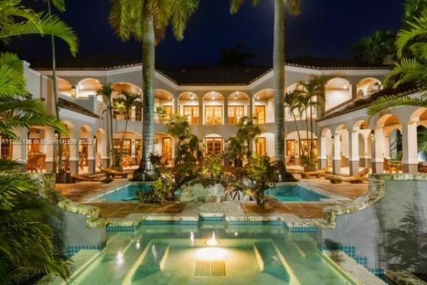 Chateau Artisan, 24965 SW 162nd Ave, Redland, Florida 33031, image 1