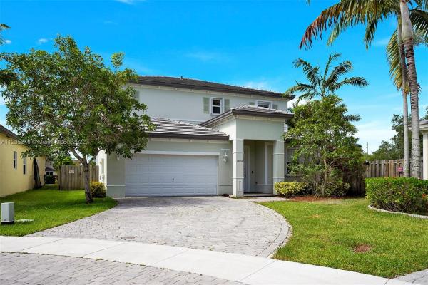 Aruba At Oasis, 2824 NE 1st Dr, Homestead, Florida 33033, image 1