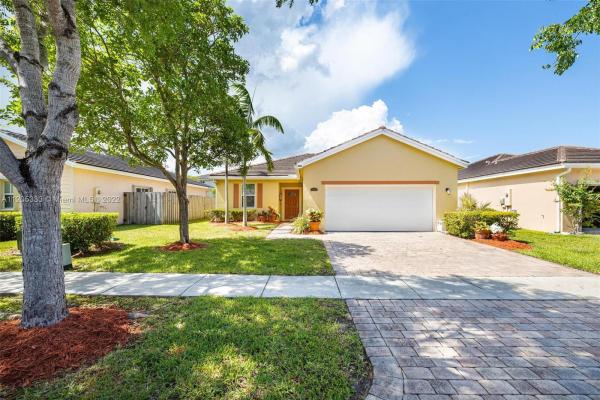 Rauls Place At Oasis, 3071 SE 6th St, Homestead, Florida 33033, image 1