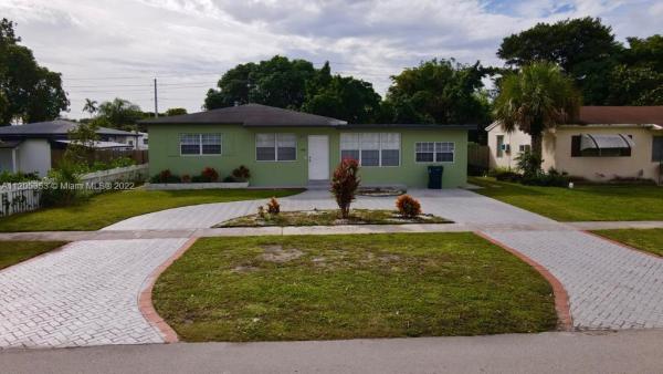 Sunny Heights, 1290 NE 162nd St, North Miami Beach, Florida 33162, image 1