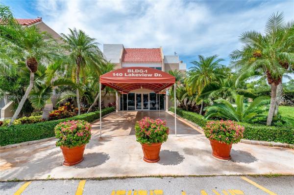 Racquet Club Village, 140 Lakeview Dr #302, Weston, Florida 33326, image 1