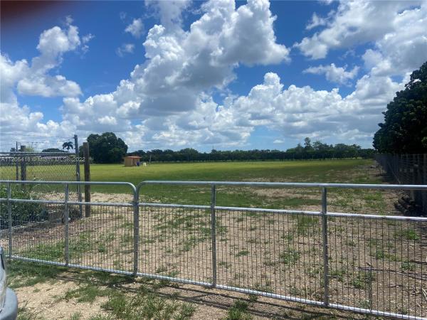 Redland No HOA, 225XX SW 254th St, Redland, Florida 33031, image 1