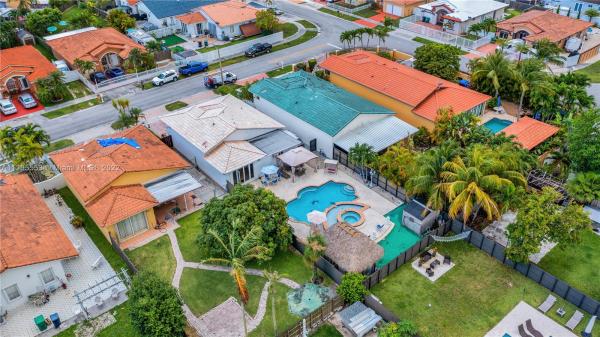 Laguna Ponds, 14129 SW 168th Ln, Richmond West, Florida 33177, image 2