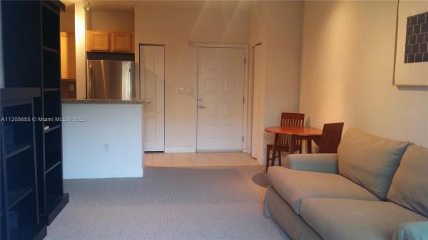 Valencia, 6001 SW 70th St #425, South Miami, Florida 33143, image 1