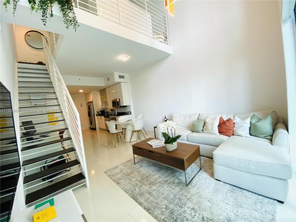 Infinity At Brickell, 60 SW 13th Th St #1412, Miami, Florida 33130, image 2