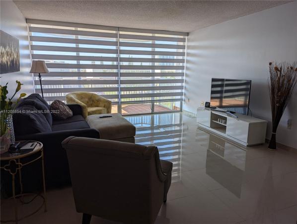 Del Prado South Towers, 18041 Biscayne Blvd #503-4, Aventura, Florida 33160, image 2