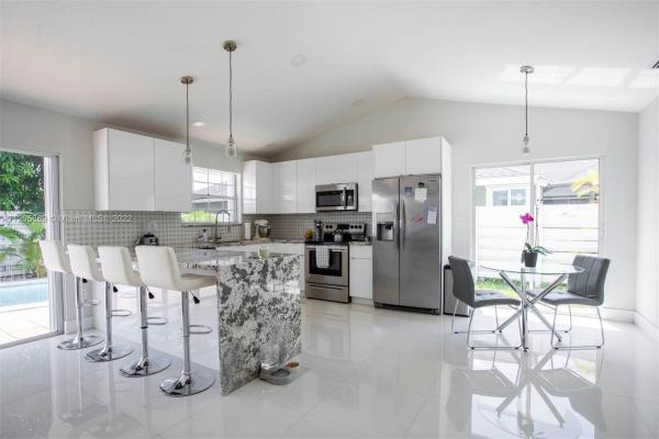 Royal Glen, 10035 SW 139th Pl, The Hammocks, Florida 33186, image 1