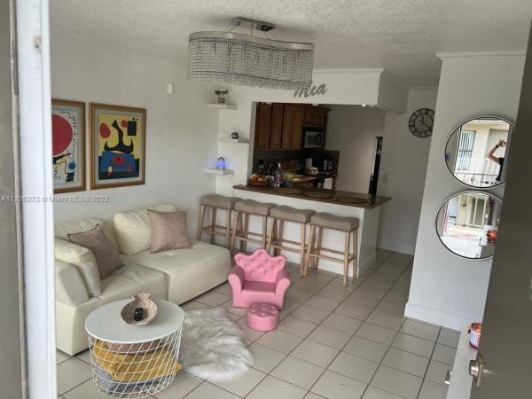 Rozland, 15320 Sunset Dr #14-21, Kendall West, Florida 33193, image 1