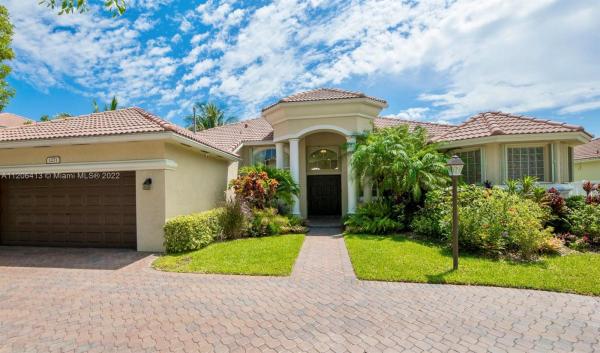Bonita Bay, 1271 NW 141st Ave, Pembroke Pines, Florida 33028, image 1