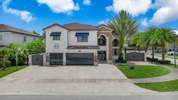 A B At Tamiami Trail, 1439 SW 152nd Pl, Westchester, Florida 33194, image 2