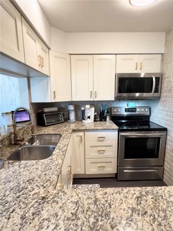 Townhouses At The Cove, 387 SE 17th Ave, Deerfield Beach, Florida 33441, image 1