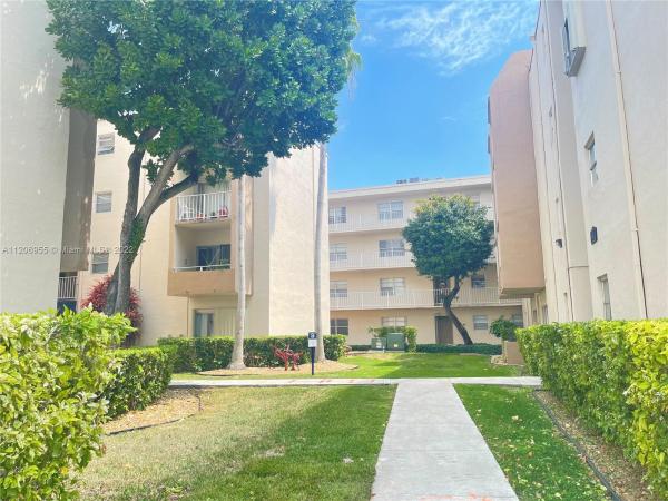 Kings Creek South, 7787 SW 86th St #E-105, Kendall, Florida 33143, image 2