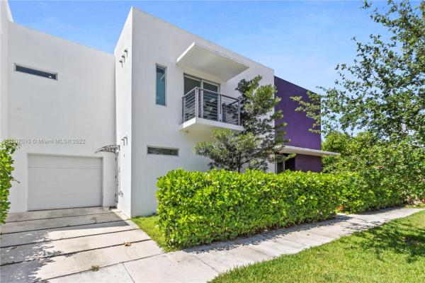 Palmhurst, 3400 Shipping Ave, Miami, Florida 33133, image 1