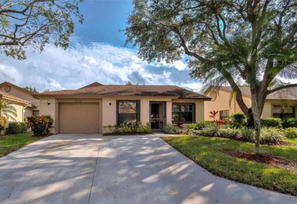 Summerwinds At Whisper Walk, 18554 Breezy Palm Way, Boca Raton, Florida 33496, image 2