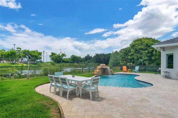 Sandal Cove At Pembroke Shores, 654 SW 168th Way, Pembroke Pines, Florida 33027, image 1