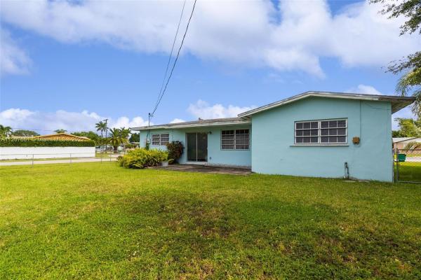 South Miami Heights Residential, 12380 SW 187th Ter, South Miami Heights, Florida 33177, image 2