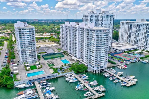 Del Prado North Towers, 18061 Biscayne Blvd #1501-2, Aventura, Florida 33160, image 1