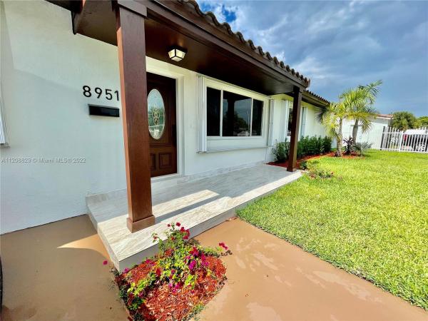 Coral Park Estates, 8951 SW 21st St, Westchester, Florida 33165, image 2