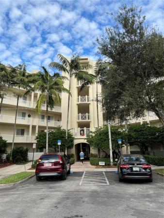 Royal Point At Palm-Aire, 3600 Oaks Clubhouse Dr #104, Pompano Beach, Florida 33069, image 1