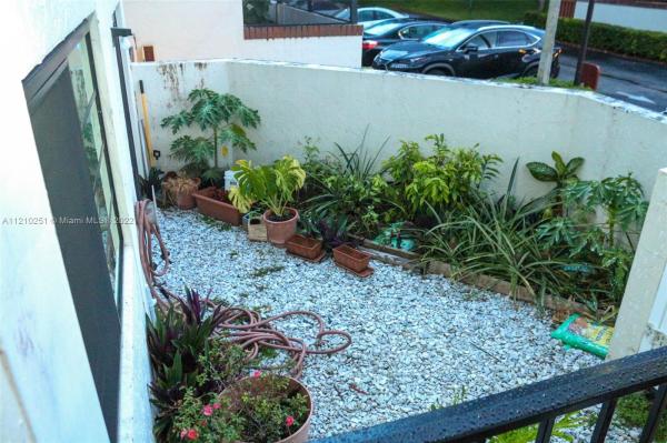 Mediterranea, 341 Ives Dairy Rd #341-05, Ives Estates, Florida 33179, image 1