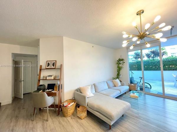 360, 7900 Harbor Island Dr #521, North Bay Village, Florida 33141, image 2