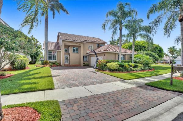 Laguna Springs 2, 610 Spinnaker, Weston, Florida 33326, image 1