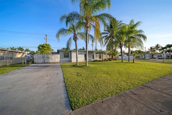 Leisure City Residential, 14760 Lincoln Dr, Leisure City, Florida 33033, image 2