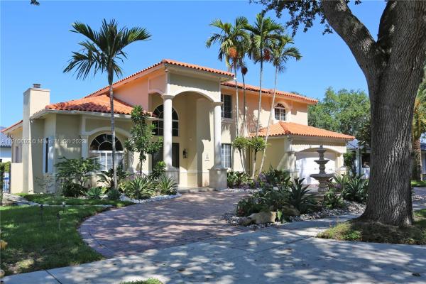 Royal Oaks, 16870 NW 78th Pl, Miami Lakes, Florida 33016, image 2