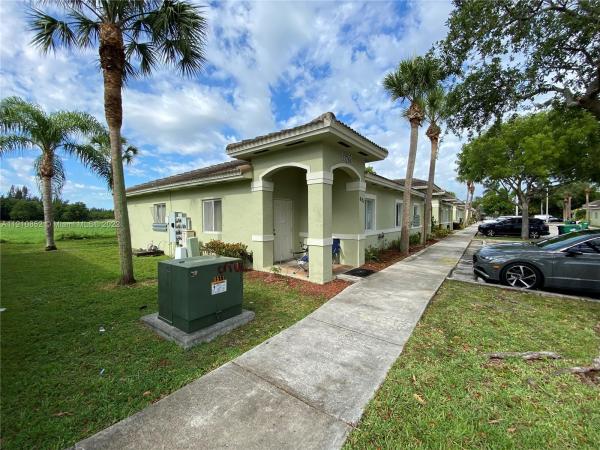 13264 Old Biscayne Dr #401, Unincorporated Dade County, Florida 33033, image 2