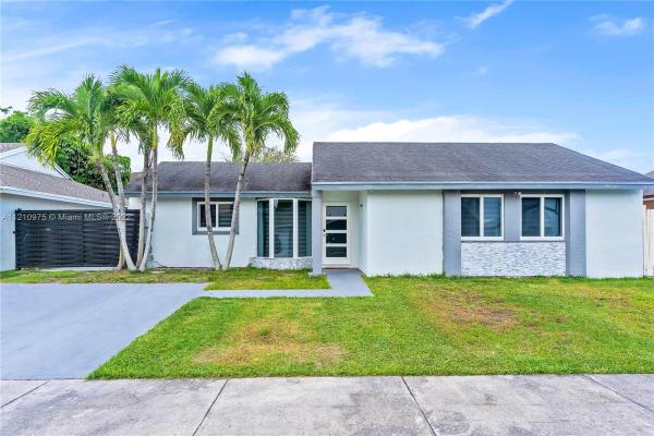 Oak Park Estates, 20233 SW 124th Pl, South Miami Heights, Florida 33177, image 1
