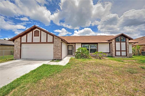 3301 SW Rosser Blvd, Florida 34953, image 2