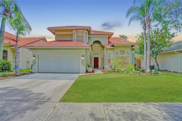 Le Cristal, 11575 Waterford Ct, Cooper City, Florida 33026, image 1