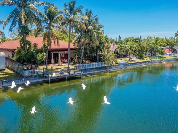Acres Lake Estates, 232 SW 7th Ave, Hallandale Beach, Florida 33009, image 1