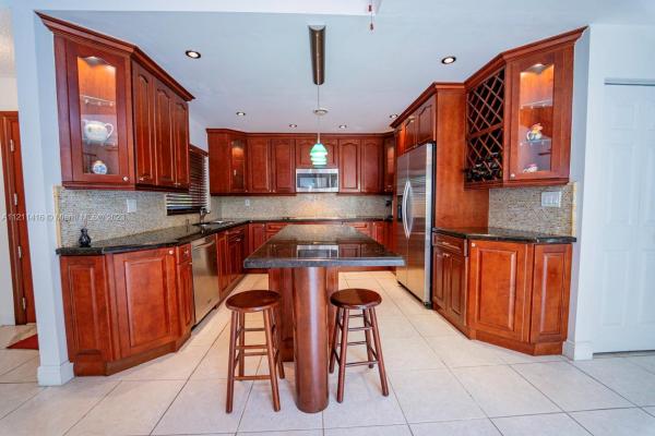 Briar Lake, 13038 SW 91st Pl, Kendall, Florida 33176, image 1