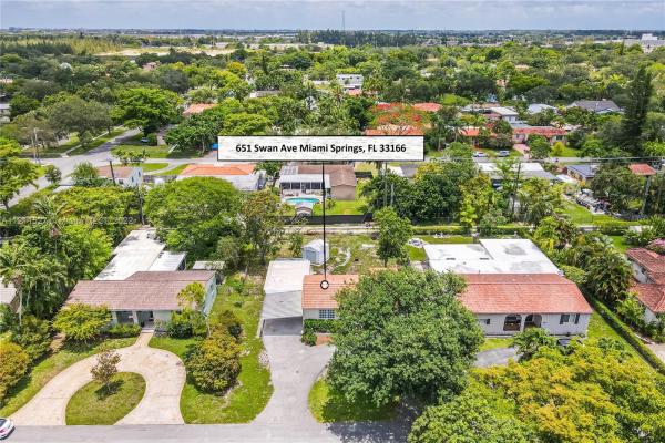 Kent Estates, 651 Swan Ave, Miami Springs, Florida 33166, image 1
