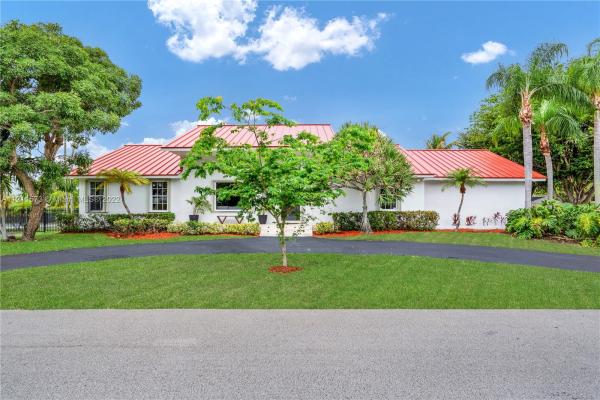 Engelwood Estates, 15030 SW 89th Ave, Palmetto Bay, Florida 33176, image 1