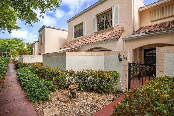 Costan Villas Harbor Village, 21212 Harbor Way #14614, Aventura, Florida 33180, image 1