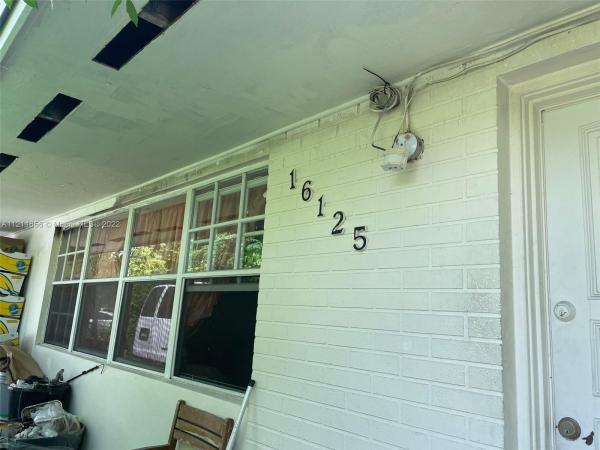 Fairway Park, 16125 SW 101st Ave, Palmetto Estates, Florida 33157, image 1