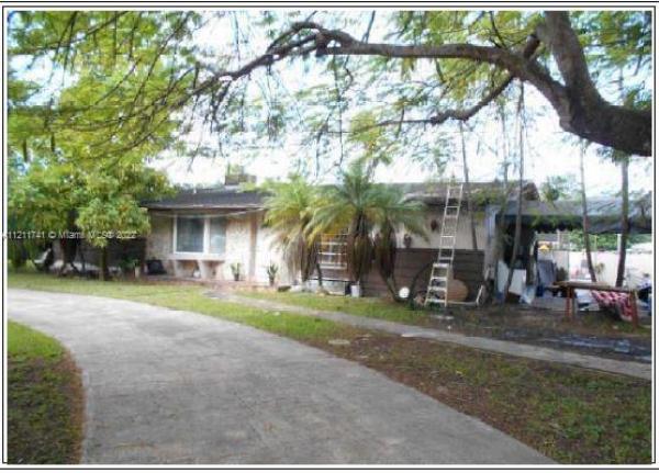 Bird Road Farmsites, 4920 SW 122nd Ave, Kendale Lakes, Florida 33175, image 1