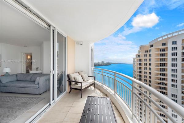 Three Tequesta Point, 848 Brickell Key Dr #3703, Miami, Florida 33131, image 2