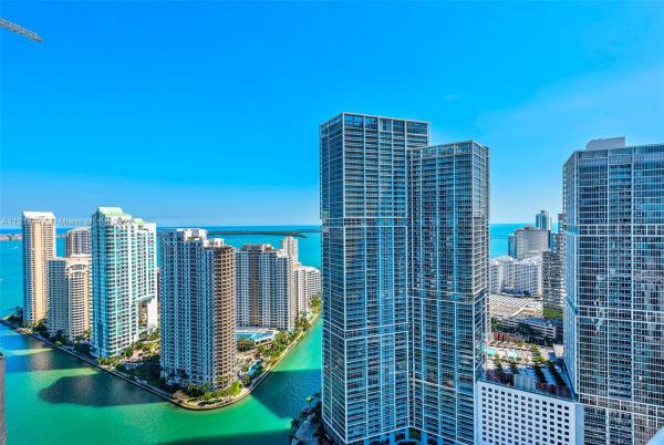Epic Hotel & Residences, 200 Biscayne Boulevard Way #4303, Miami, Florida 33131, image 1