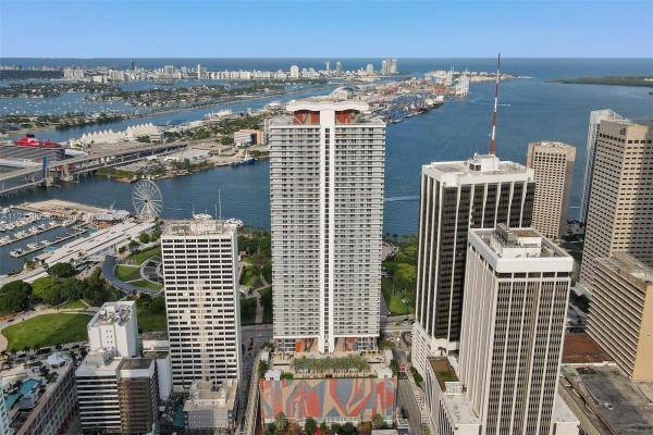 50 Biscayne, 50 Biscayne Blvd #4603, Miami, Florida 33132, image 2