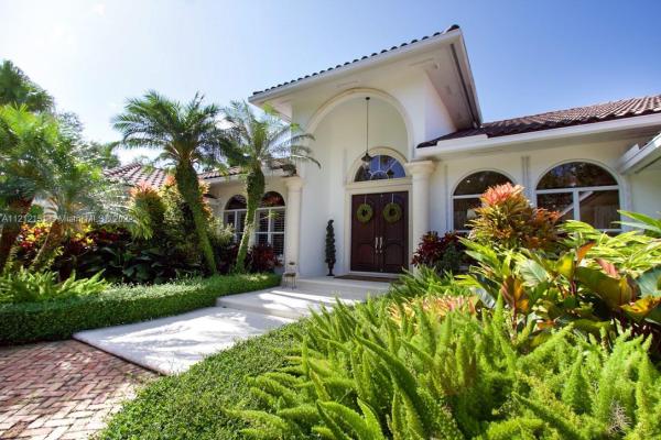 Kingsleys, 4954 SW 76th, South Miami, Florida 33143, image 1