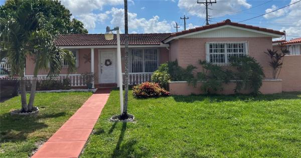 Altavista Park, 7795 W 12th Ct, Hialeah, Florida 33014, image 1