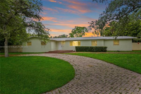 8390 SW 106th St, The Hammocks, Florida 33156, image 2
