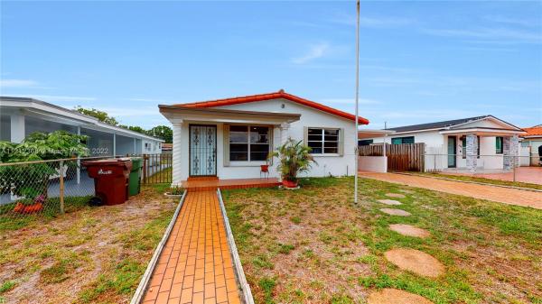Racewood, 458 W 44 Pl #, Hialeah, Florida 33012, image 1